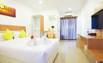 La Belle Hotel