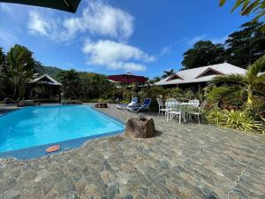 La Digue Holiday Villa