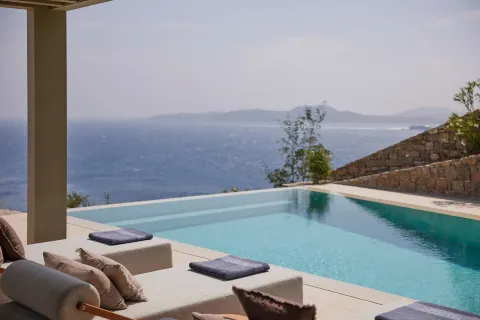 Bill & Coo Mykonos -The Leading Hotels of the World