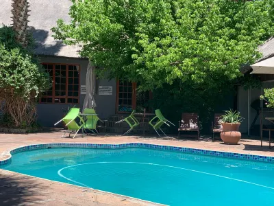 Cranberry Cottage Hotels in 