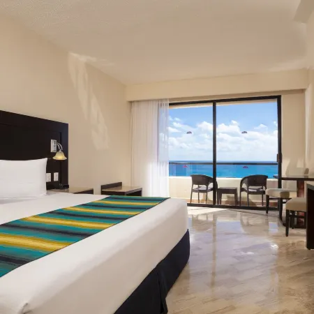 Crown Paradise Club Cancun - All Inclusive