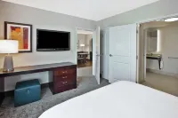 Embassy Suites by Hilton Columbus Airport Hotels in Bexley