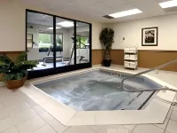 Wingate by Wyndham Raleigh Durham / Airport