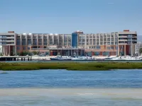 里爾濱海酒店及水療中心