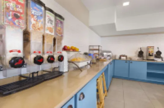 Country Inn & Suites by Radisson, Richmond West at I-64, VA Hotels in Brookland