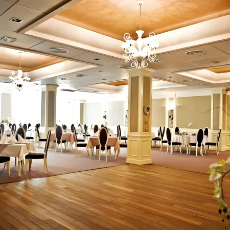 Hotel Prezydencki 3-Star
