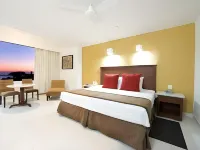 Las Brisas Huatulco – All Inclusive