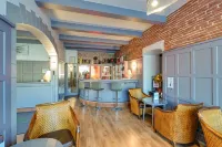 Brit Hotel Roanne - le Grand Hôtel Hotels in Le Coteau