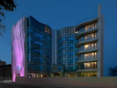 I-Suite Hotel