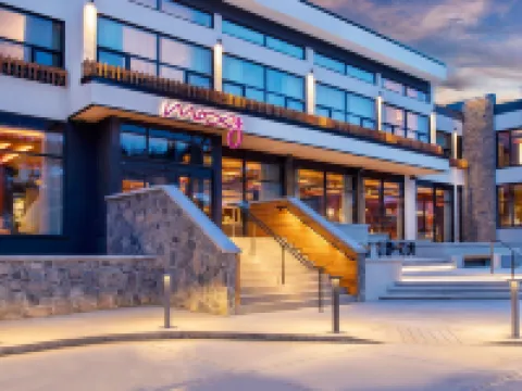 Moxy Banff Hotels in Banff