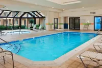 Holiday Inn Express & Suites Lexington Park-California فنادق في سولومونز