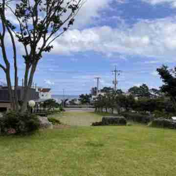 Geoje Island H&B Pension Hotel Exterior