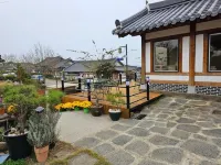 Hampyeong Woongji and Naongi Hotels in Hampyeong