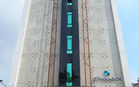 D'Paragon Matraman Jakarta
