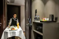 Best Western Plus Maple Leaf - breakfast