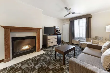 Best Western Plus Country Park Hotel