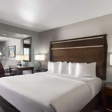 La Quinta Inn & Suites by Wyndham Sioux Falls Отели в г. Су-Фолс