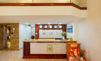 Minh Tuyet Luxury Hotel