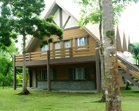 Pineapple Island Resort โรงแรมในดาเอ็ต