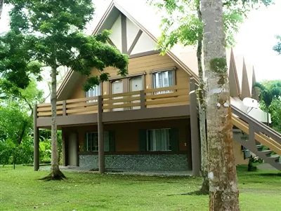 菠蘿島度假村
