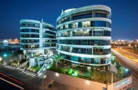 Majestic Arjaan by Rotana - parking