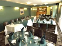 Lamb Hotel by Greene King Inns - sarapan