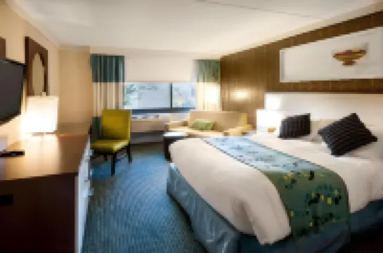 Radisson Hotel Corning โรงแรมใน