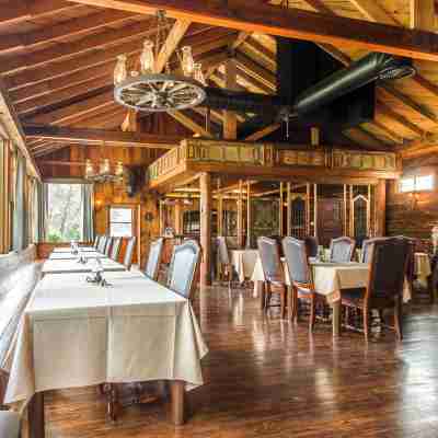 Sierra Sky Ranch Dining/Meeting Rooms
