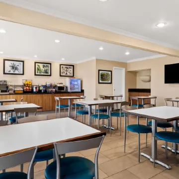 Best Western Date Tree Hotel