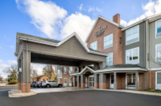Country Inn & Suites by Radisson, Red Wing, MN