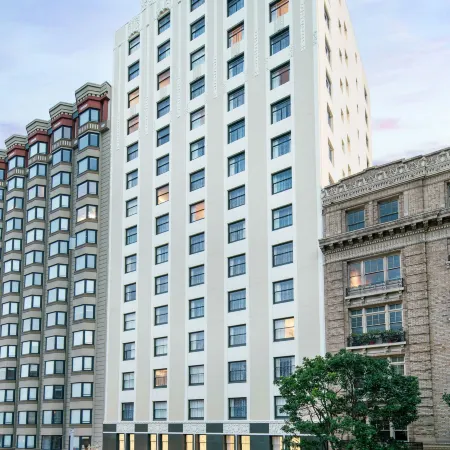 Courtyard San Francisco Union Square Отели рядом с достопримечательностью «Площадь Юнион-сквер»