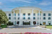 IC Hotels Airport