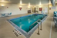 TownePlace Suites Milwaukee Oak Creek - Swimmingpools