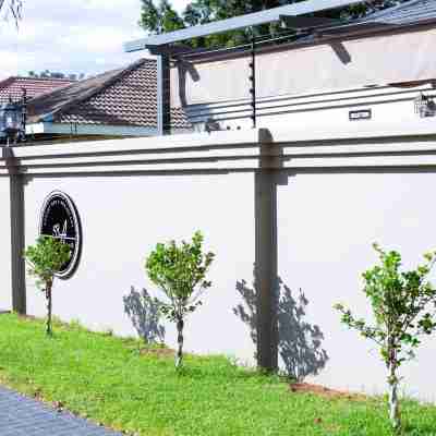 53A Luxury Bed & Breakfast Hotel Exterior