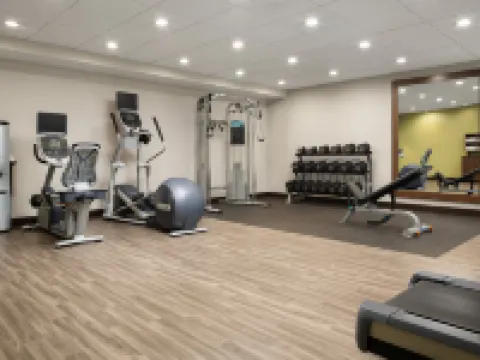 Hampton Inn Fairfax City Hotels in Fairfax