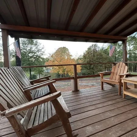Cozy Cottage Five