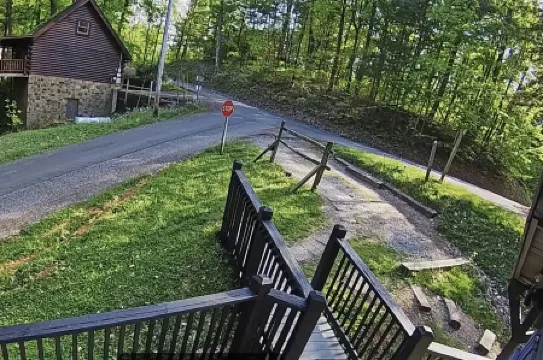 Cozy, Style, Hot Tub, Games, Perfect Location!