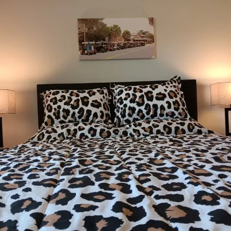 Paradise Village home in perfect golfing and recreation center location.