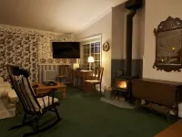 Private Cottage “Wild Rose” 朱利安酒店