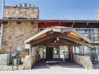 Hidden Mountainside Escape - 2Br/1BA Condo with AC!