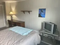 2-bedroom 2nd Floor apartment in Mount Joy with off street parking Hotels near Bube's Brewery