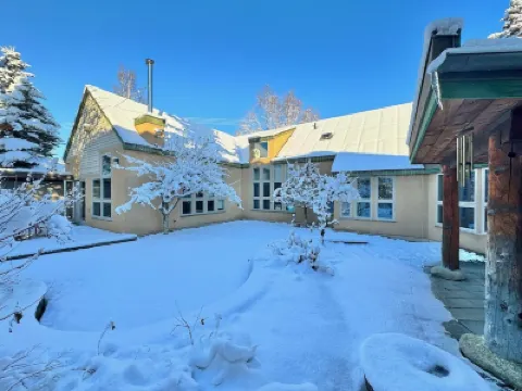 Mid-Century Gem by Local Artist. Heart of Downtown Location! Hotels in 