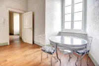 Palazzo Bichi Ruspoli-Historical Res, near Campo Square and close to everything