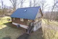 1 Bedroom Chalet on 13 acres for couples to stay and rejuvenate their marriage