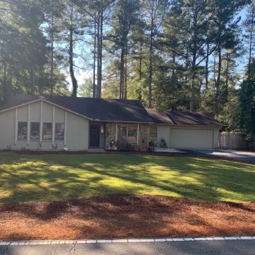 Cute and Comfy Home in Pinehurst - Perfect for families/golf weekend! Ping-pong!