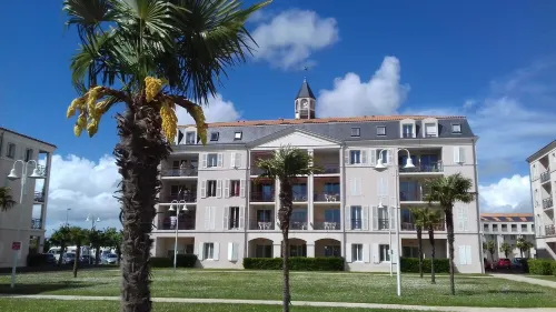 Apartment T2 ( Curistes ou vacanciers)<br>Bougainville marina Hotels in Rochefort