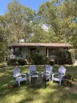 Cabin in Country close to Lake w Hot Tub.