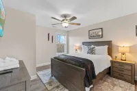 Mtn Views, 20 Mins to Asheville, 12 Mins to Skiing, Arcade Games