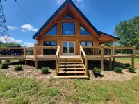 3BD/2.5BA Tennessee Mountain Trout Lodge by Watauga Lake & River