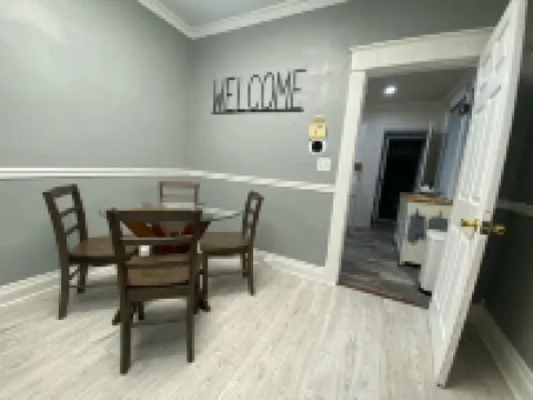 West Plaza Cozy Comfort Unit A